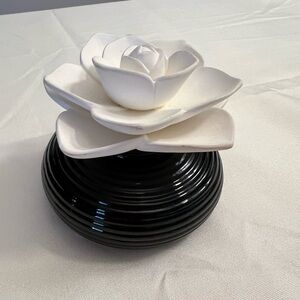 PartyLite Scents of Ambiance Aroma Diffuser White Bloom